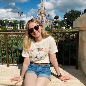 Meet your Posher, Megan